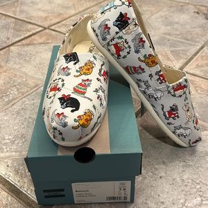 Toms Belmont Christmas Cat Slip Ons
